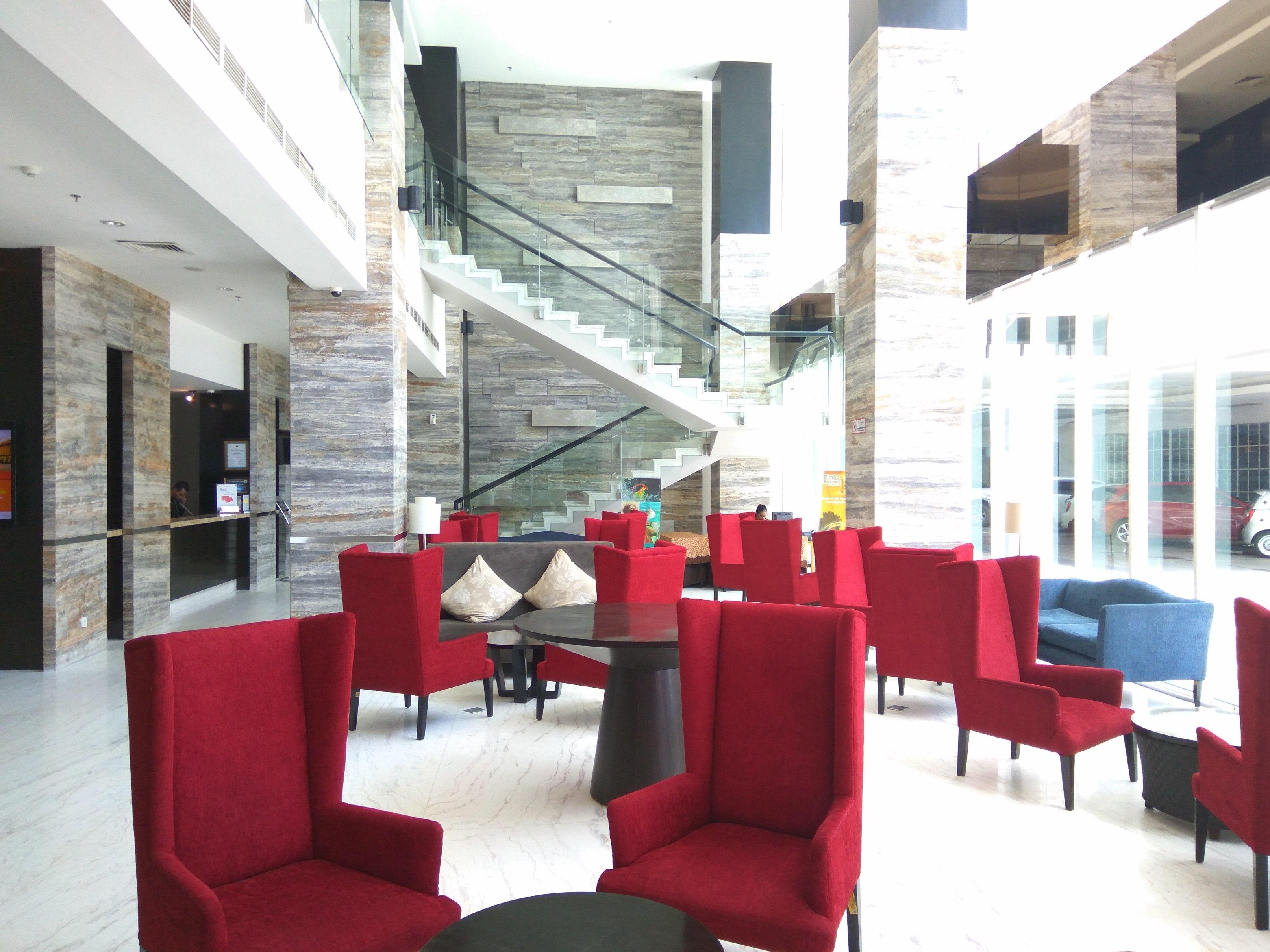 Swiss-Belhotel Balikpapan Exterior foto